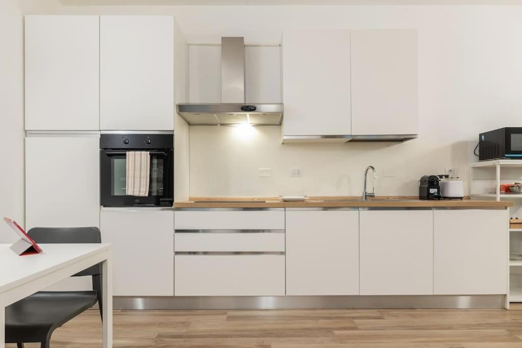 Apartamento Mora Flexyrent A.C. - Colonne Milán Exterior foto